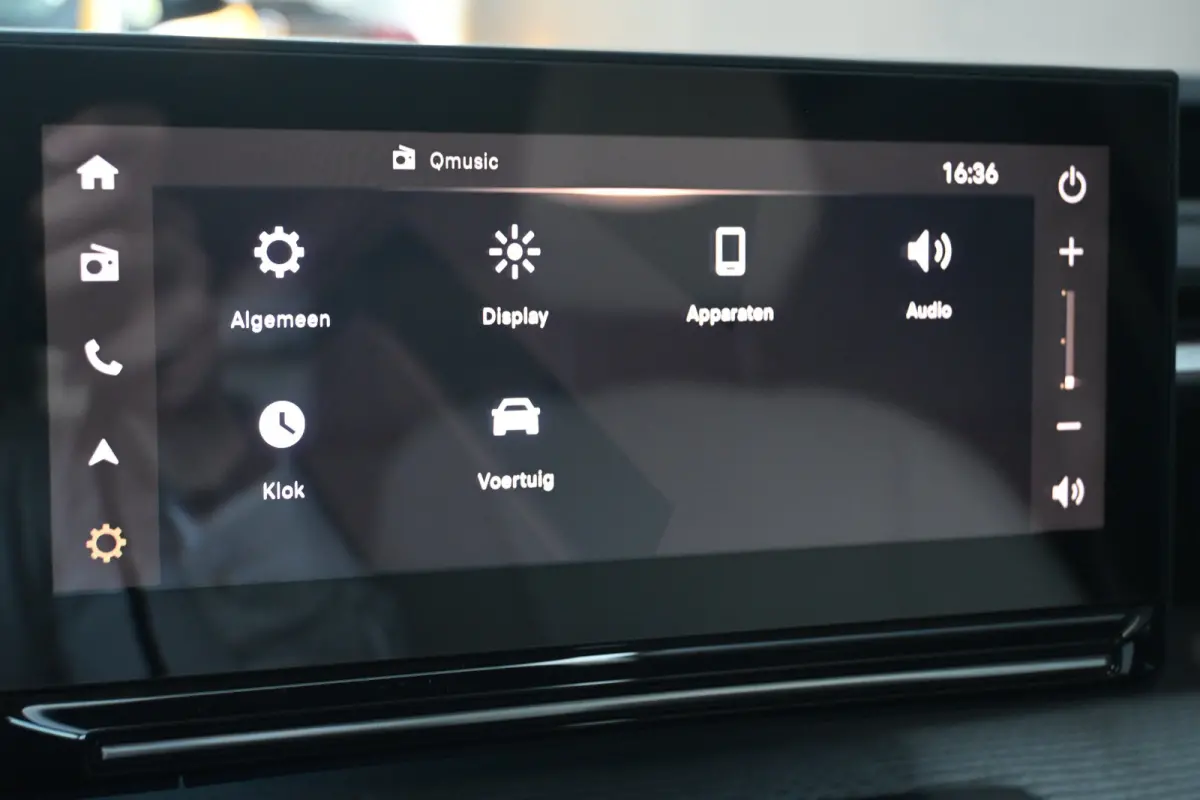 Max 113pk 44 kWh | Navigatie | Achteruitrijcamera | Climate Control | Draadloos telefoonladen | Apple Carplay & Android Auto | !!