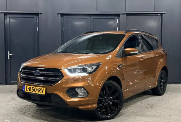 1.5 EcoBoost ST Line AUT/Copper Pulse Metallic/AWD