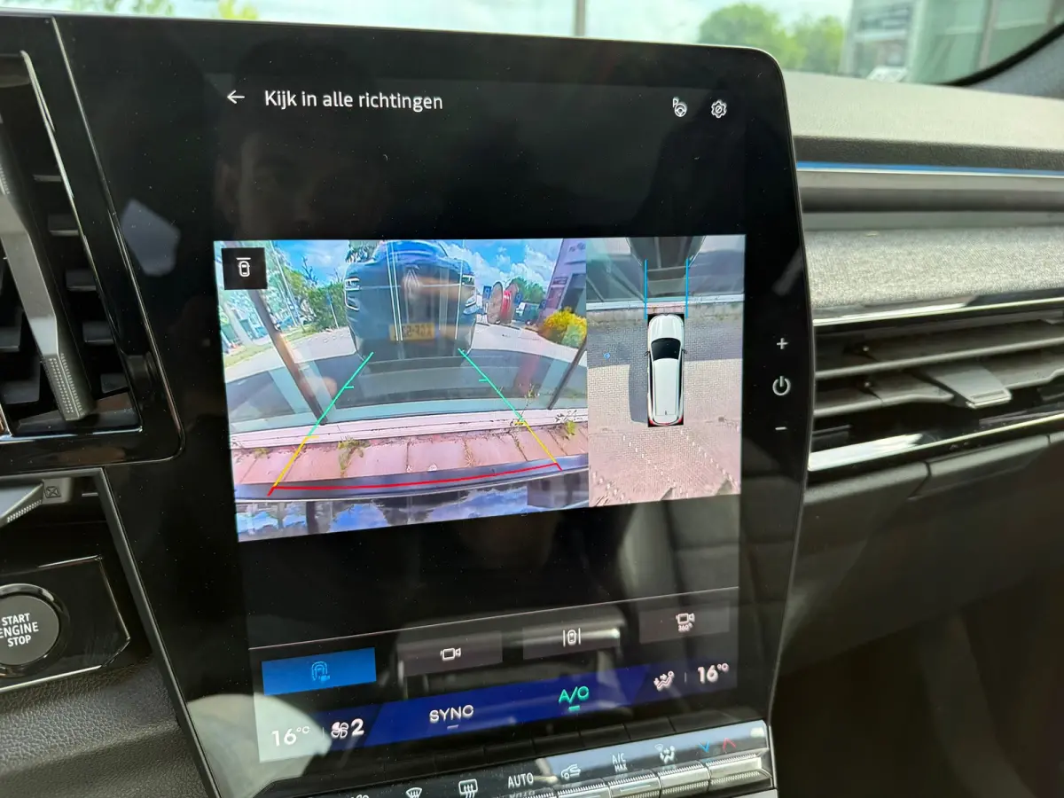 E-Tech full hybrid 200 techno 7p. - Automaat - Panoramadak - Navi - Camera