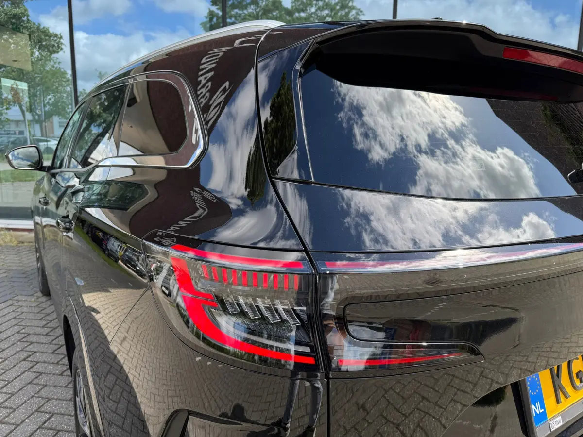 E-Tech full hybrid 200 techno 7p. - Automaat - Panoramadak - Navi - Camera