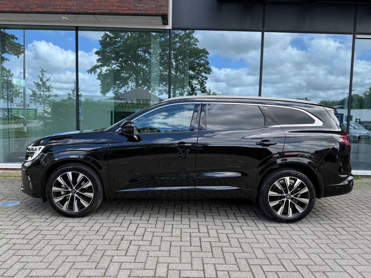E-Tech full hybrid 200 techno 7p. - Automaat - Panoramadak - Navi - Camera