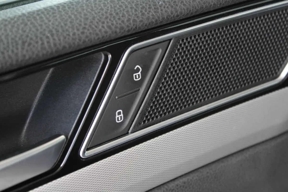 1.4 TSI ACT Comfortline | Climate control | Navigatie | Cruise control | 16` lichtmetalen velgen |