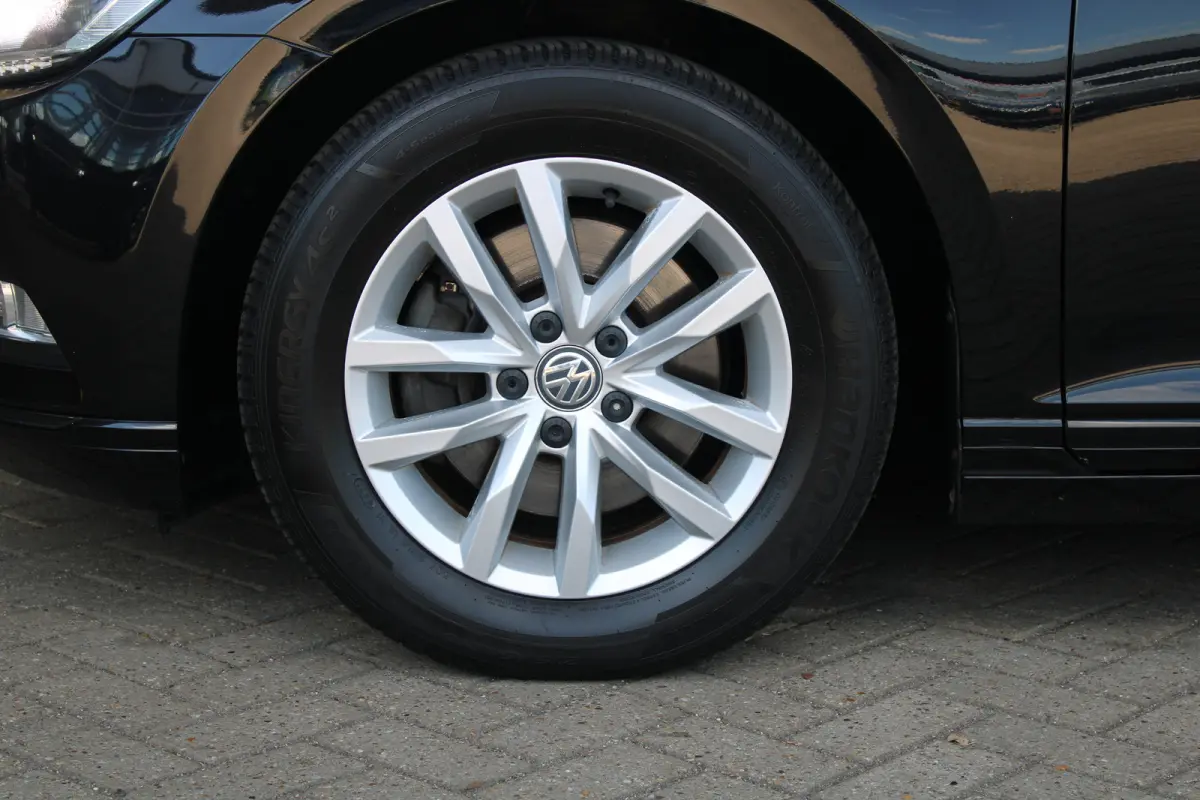 1.4 TSI ACT Comfortline | Climate control | Navigatie | Cruise control | 16` lichtmetalen velgen |