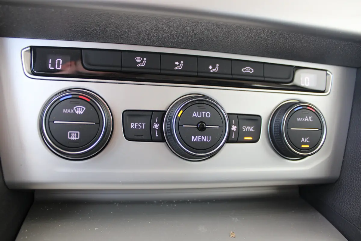 1.4 TSI ACT Comfortline | Climate control | Navigatie | Cruise control | 16` lichtmetalen velgen |