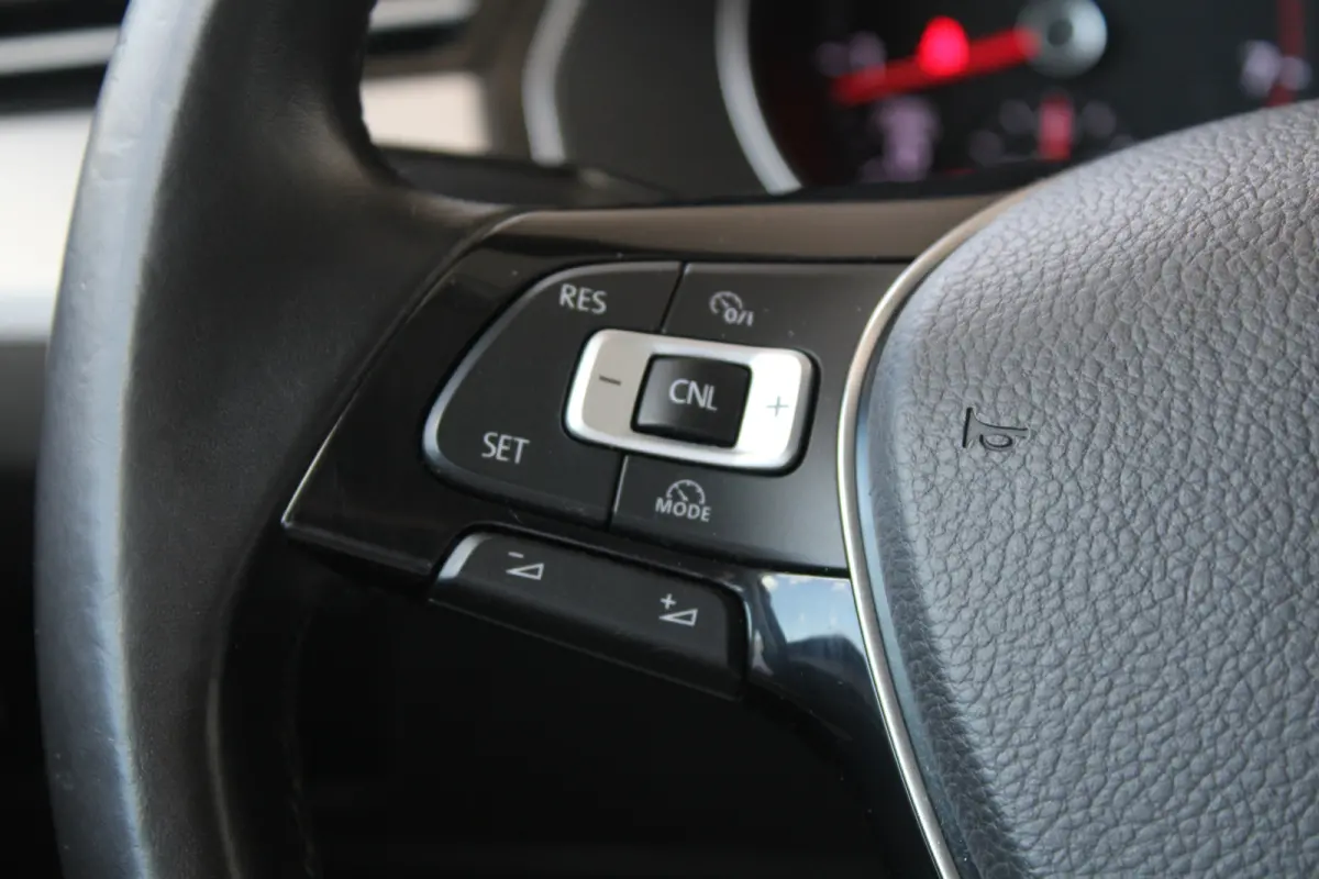 1.4 TSI ACT Comfortline | Climate control | Navigatie | Cruise control | 16` lichtmetalen velgen |