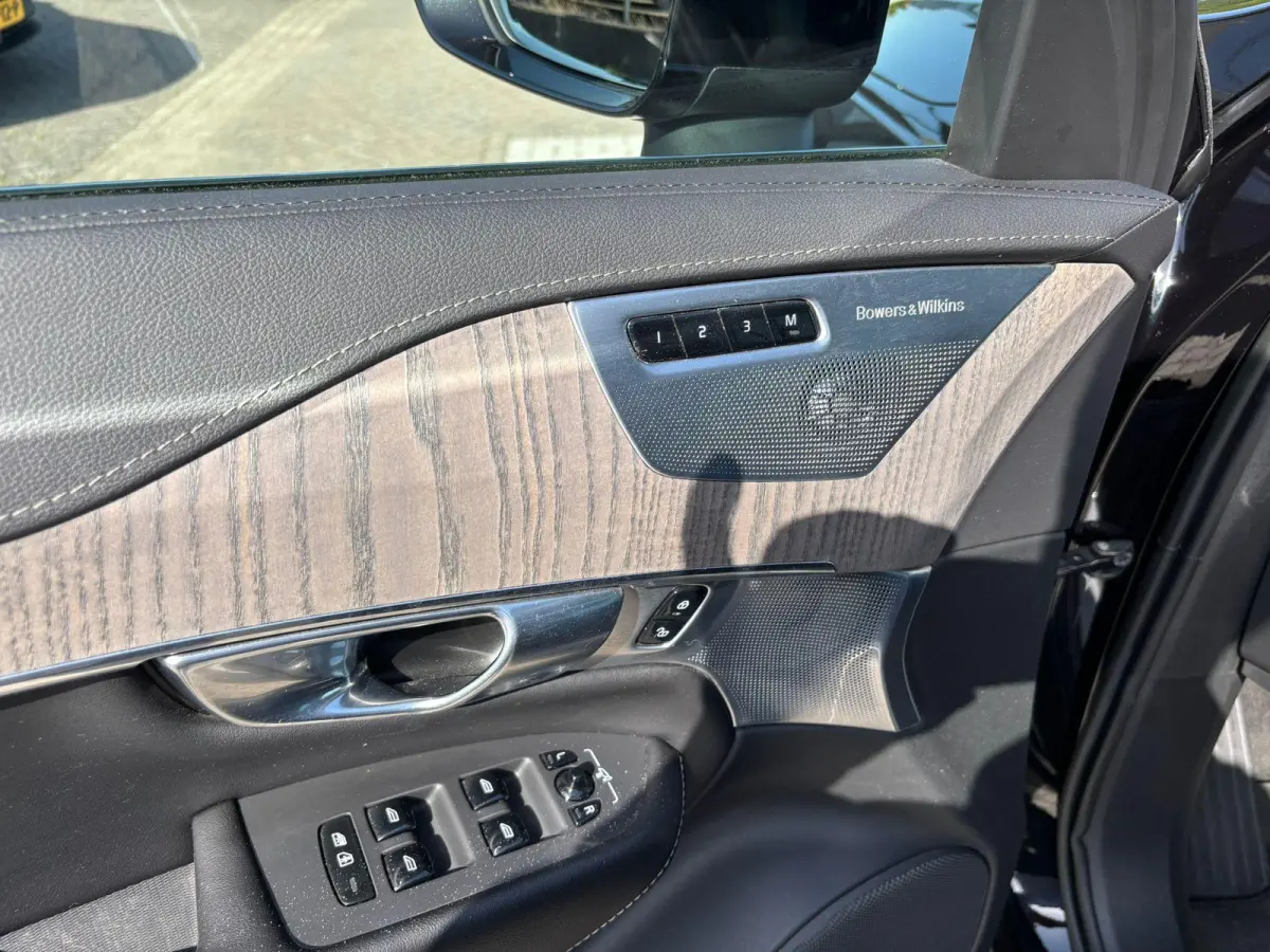 2.0 T8 Recharge AWD Inscription
