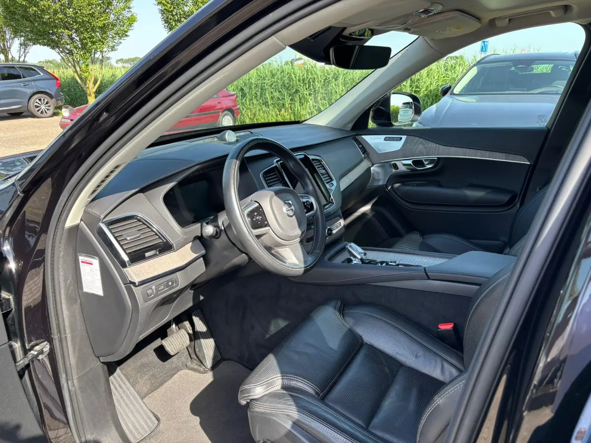 2.0 T8 Recharge AWD Inscription