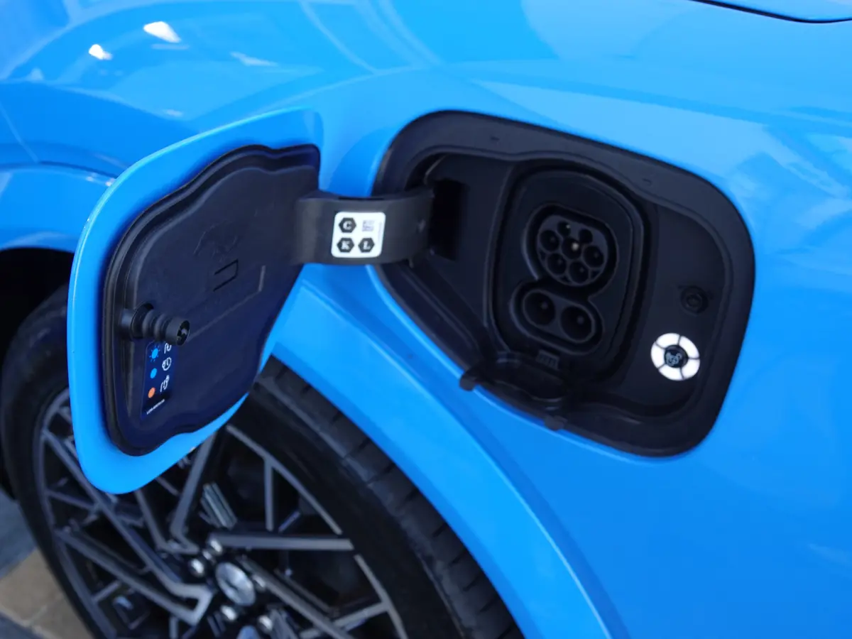 GT Extended AWD 91 kWh 487PK PANO | BLIS | ADAPT. CRUISE | WINTERPACK