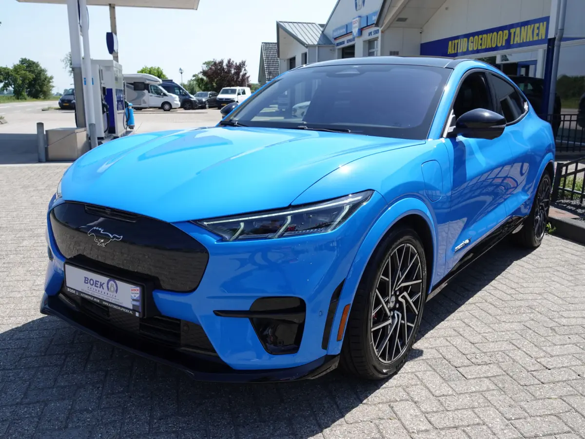 GT Extended AWD 91 kWh 487PK PANO | BLIS | ADAPT. CRUISE | WINTERPACK