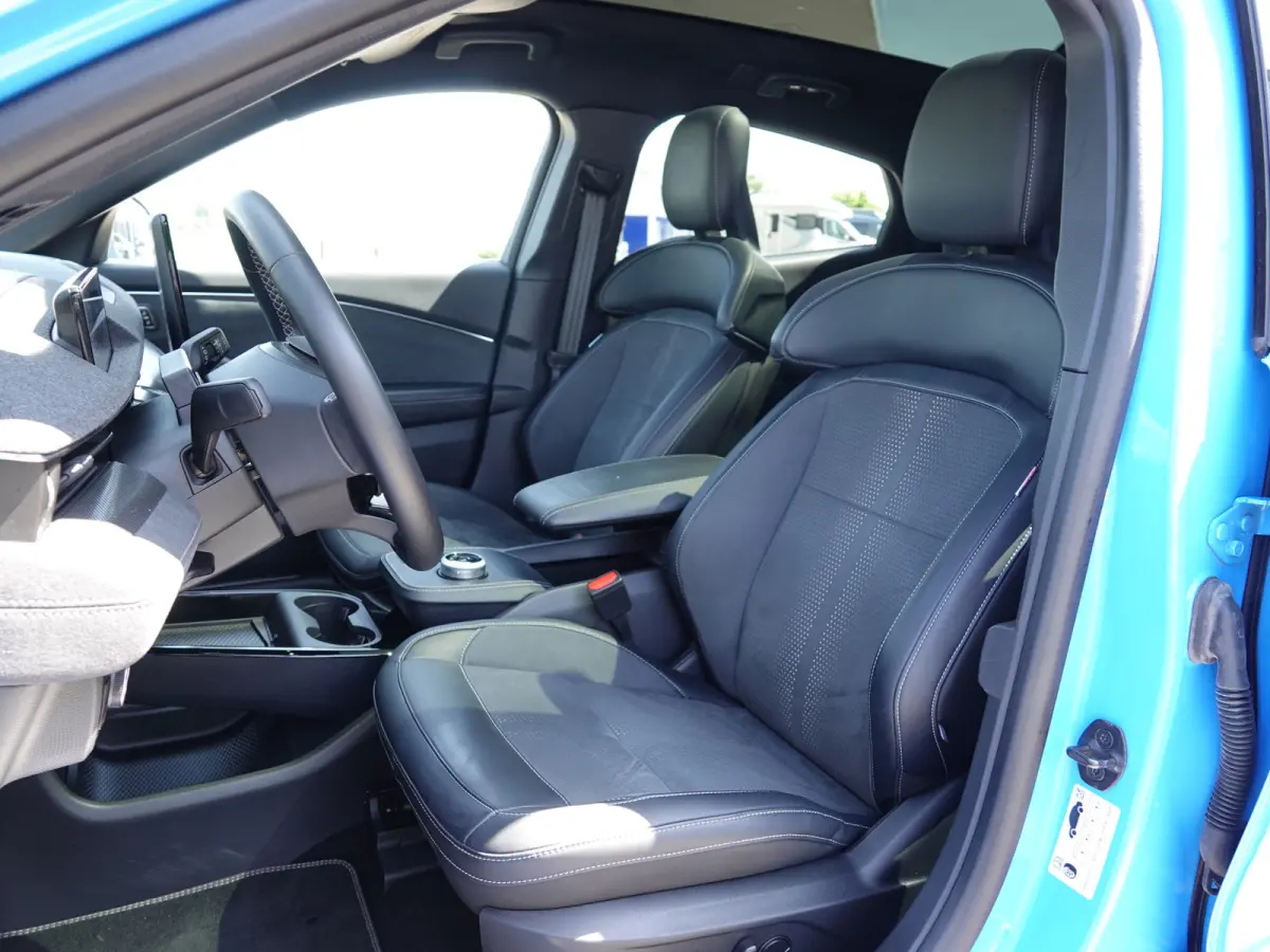 GT Extended AWD 91 kWh 487PK PANO | BLIS | ADAPT. CRUISE | WINTERPACK