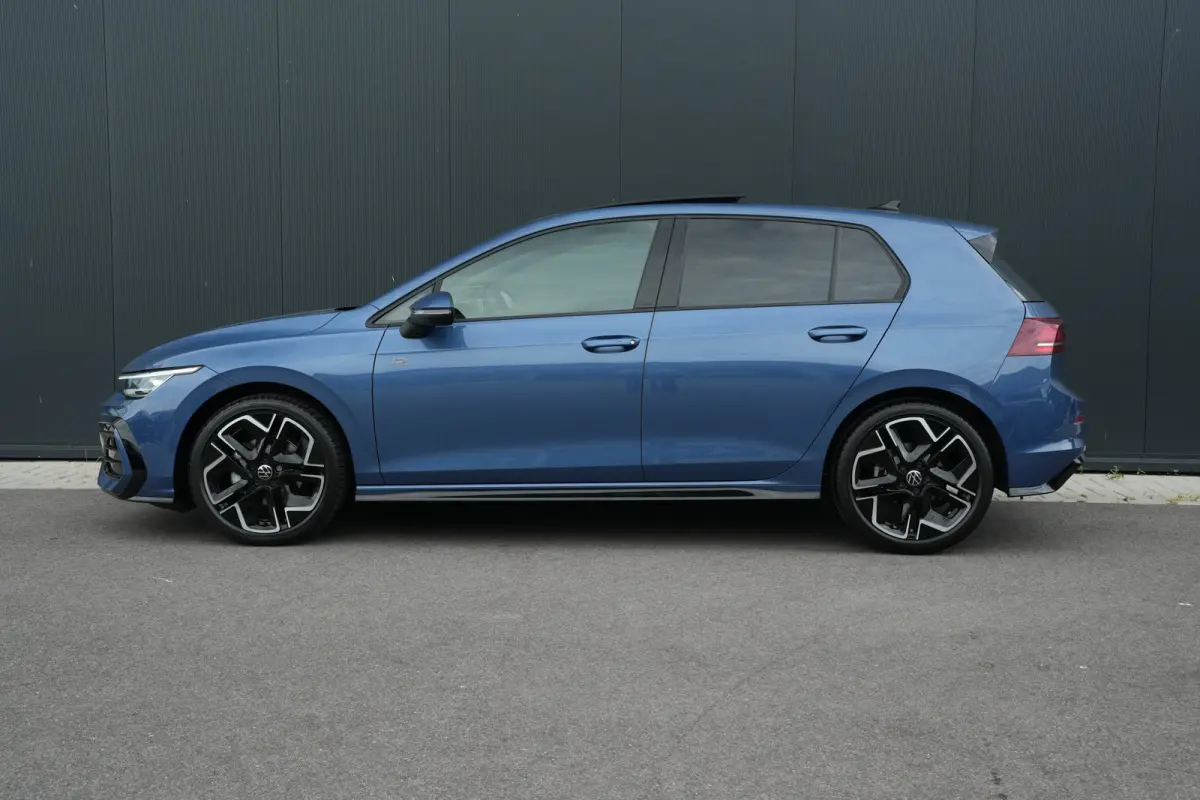 1.5 eTSI R-Line Edition | Panorama | Harman & Kardon | HUD | Sportonderstel | Dodehoek Detectie |