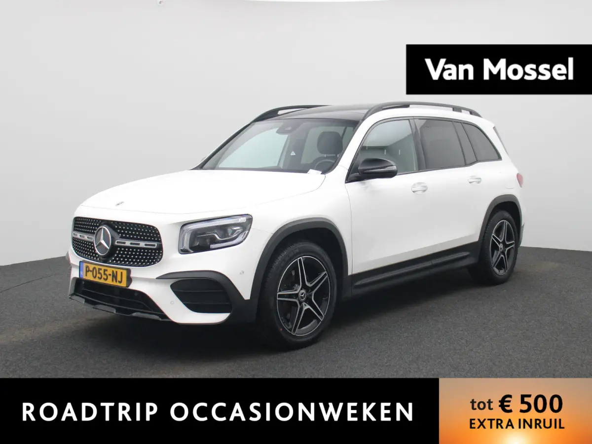 200 Business Solution AMG | PANORAMA SCHUIFDAK | SFEERVERLICHTING | ACHTERUITRIJCAMERA | NAVIGATIE | STOELVERWARMING | TREKHAAK |