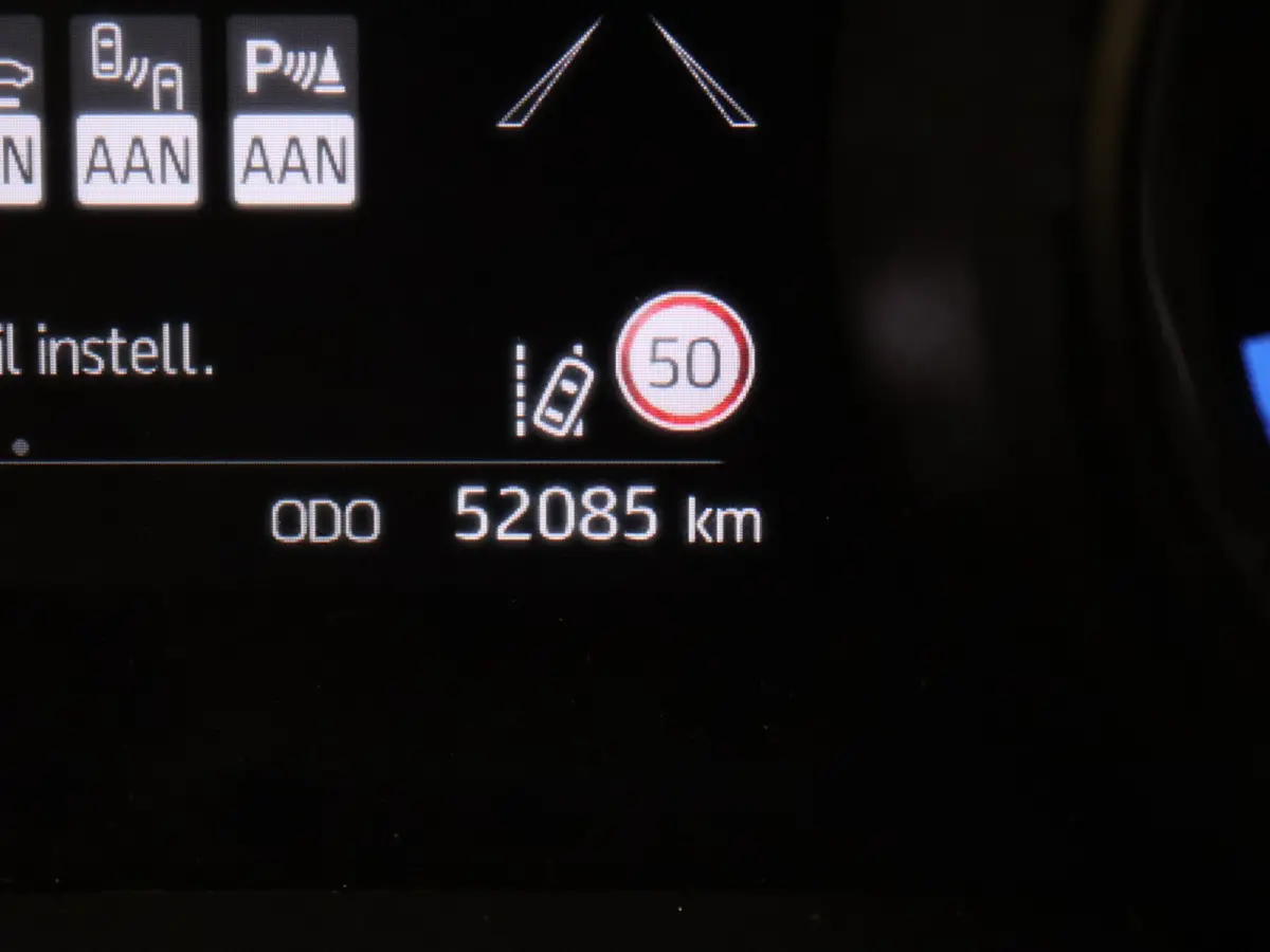 1.5 Hybrid Executive Head-up display | JBL