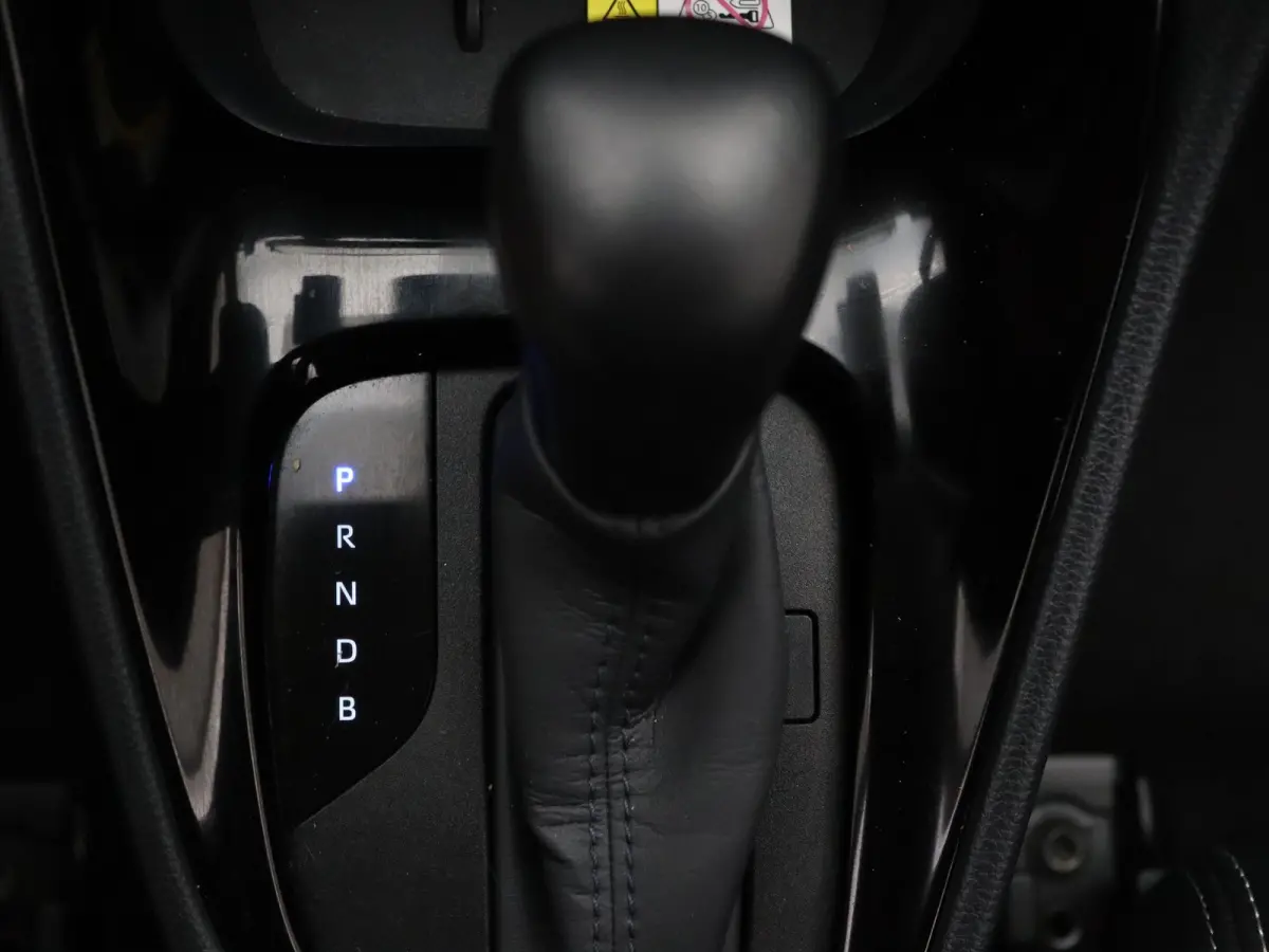 1.5 Hybrid Executive Head-up display | JBL