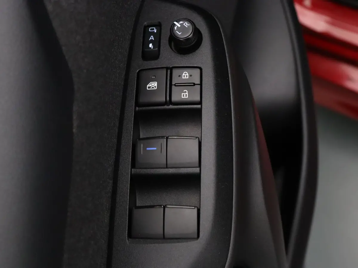 1.5 Hybrid Executive Head-up display | JBL