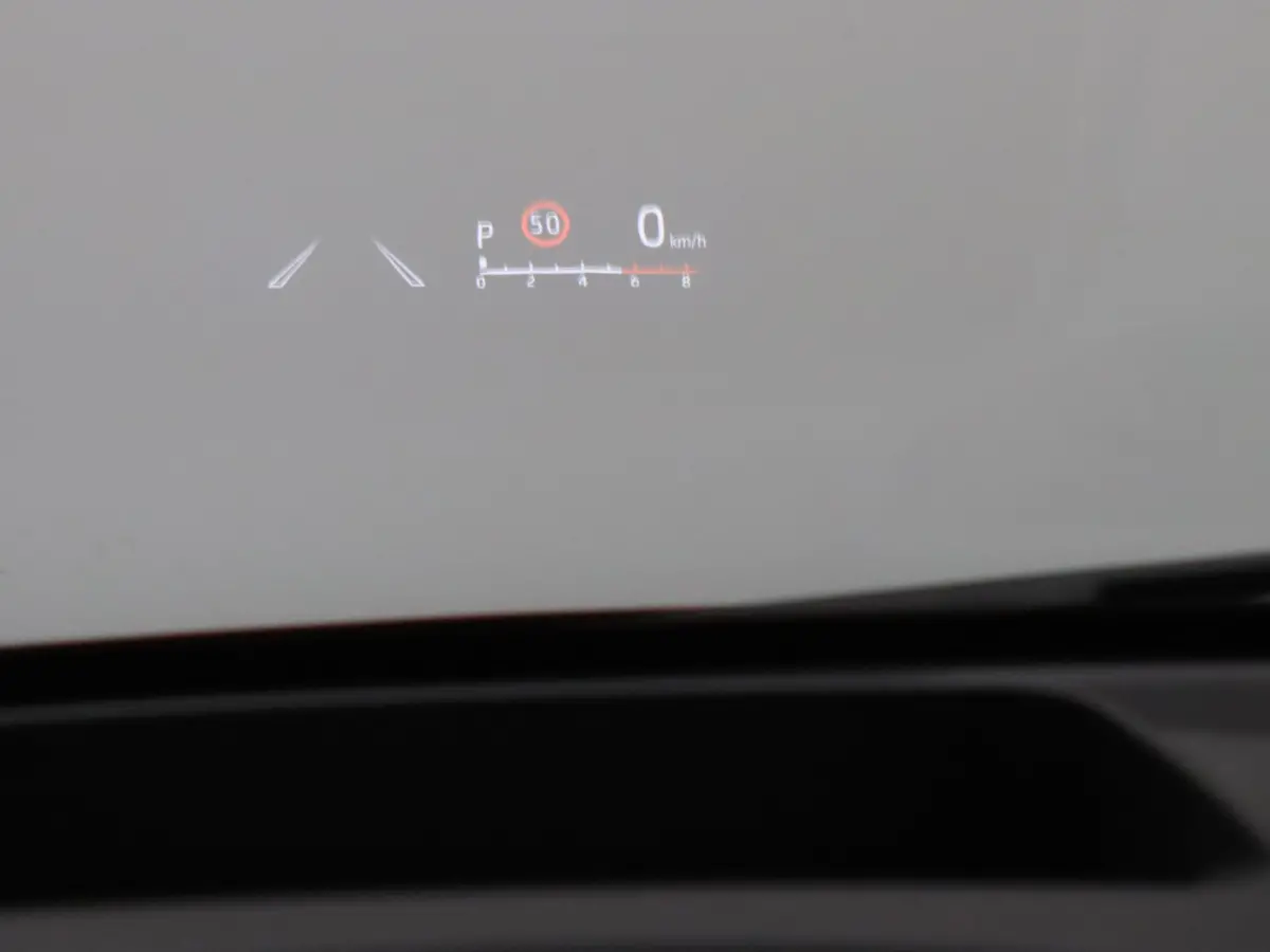 1.5 Hybrid Executive Head-up display | JBL