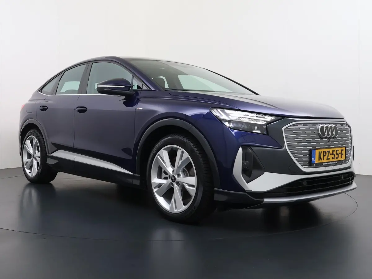45 Edition 82 kWh VAN: 44.900,- VOOR: 41.877,- UW HERFSTVOORDEEL: 3.023,- S-LINE| 10.000KM! | STOELVERWARMING| ELEKTRISCHE ACHTERKLEP| ACHTERUITRIJCAMERA | MATRIX LED|