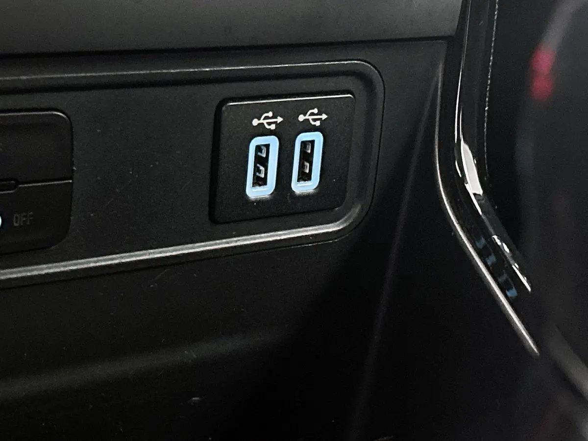 1.0 EcoBoost ST-Line | Alcantara | SYNC | Camera | Auto Clima | Stoelverwarming