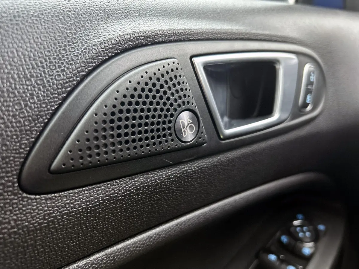 1.0 EcoBoost ST-Line | Alcantara | SYNC | Camera | Auto Clima | Stoelverwarming