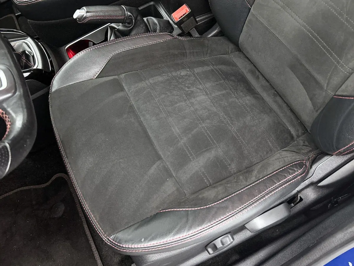 1.0 EcoBoost ST-Line | Alcantara | SYNC | Camera | Auto Clima | Stoelverwarming