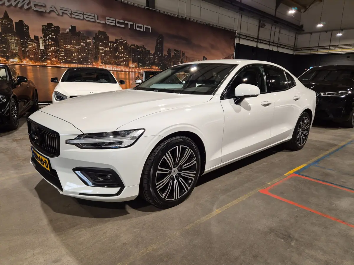 2.0 B4 Inscription - Mild hybrid - Leder met memory en verw - Adapt Cruise - Camera - Rijklaar !