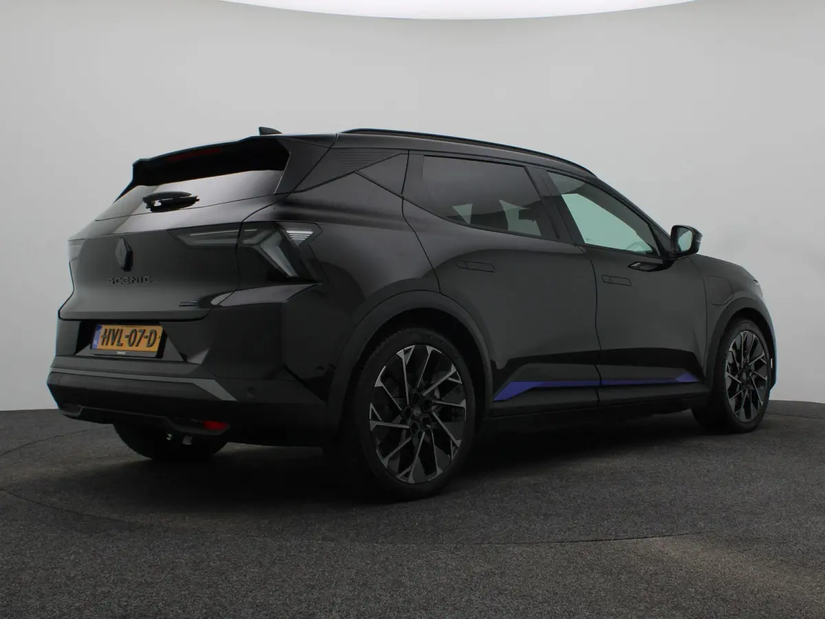 esprit Alpine 220 pk long range | SoH 99% | pack advanced driving assist & augmented vision | Panoramadak | Harman Kardon |