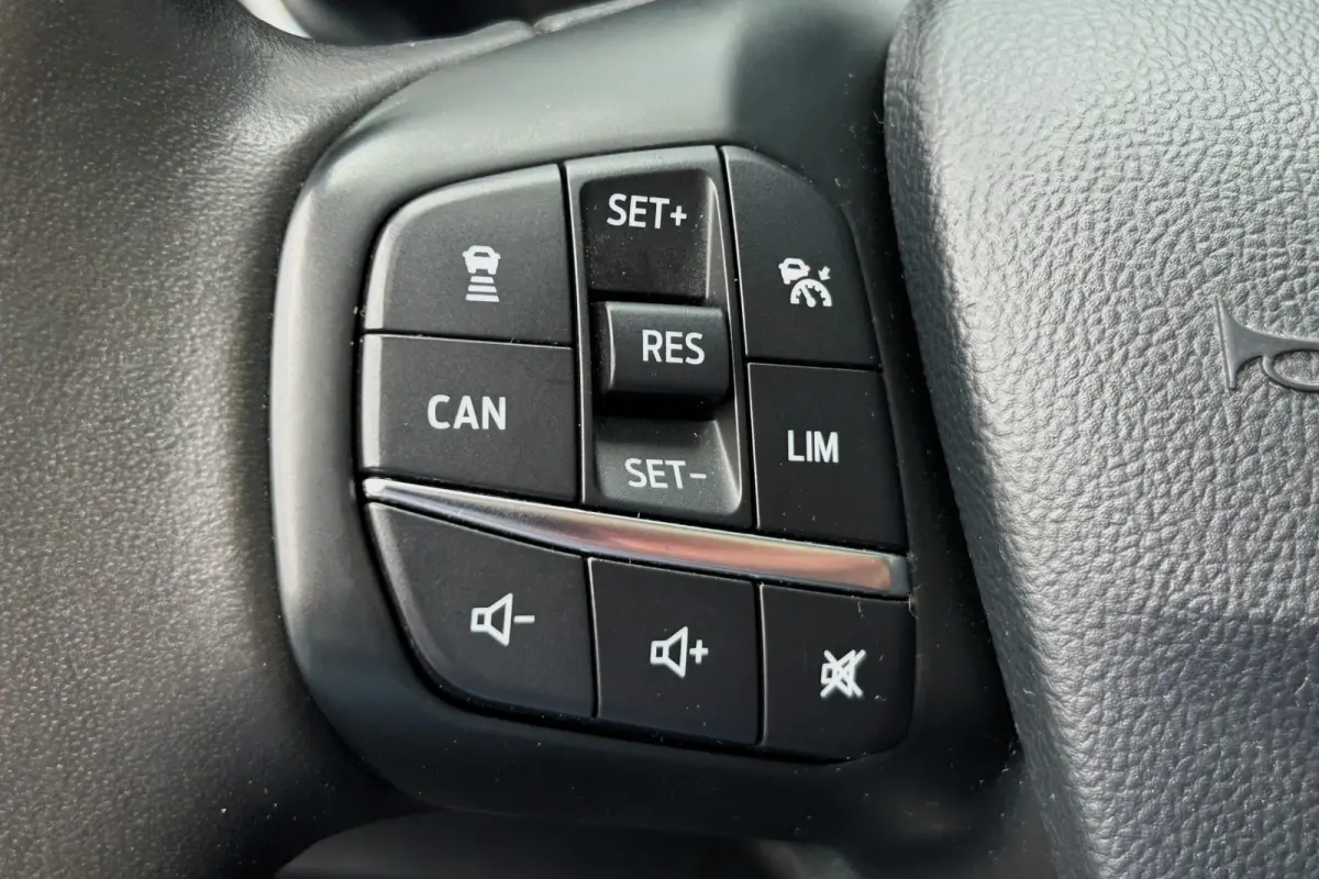 1.0 EcoBoost Vignale FULL OPTIONS!