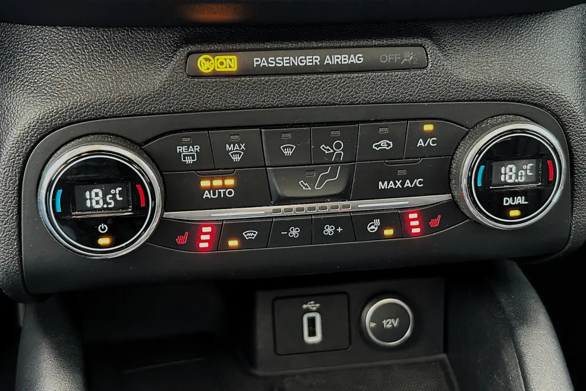 1.0 EcoBoost Vignale FULL OPTIONS!