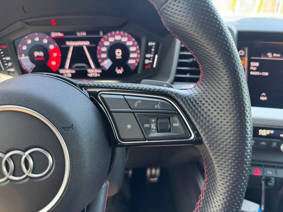 40 TFSI 206PK S-Line edition one