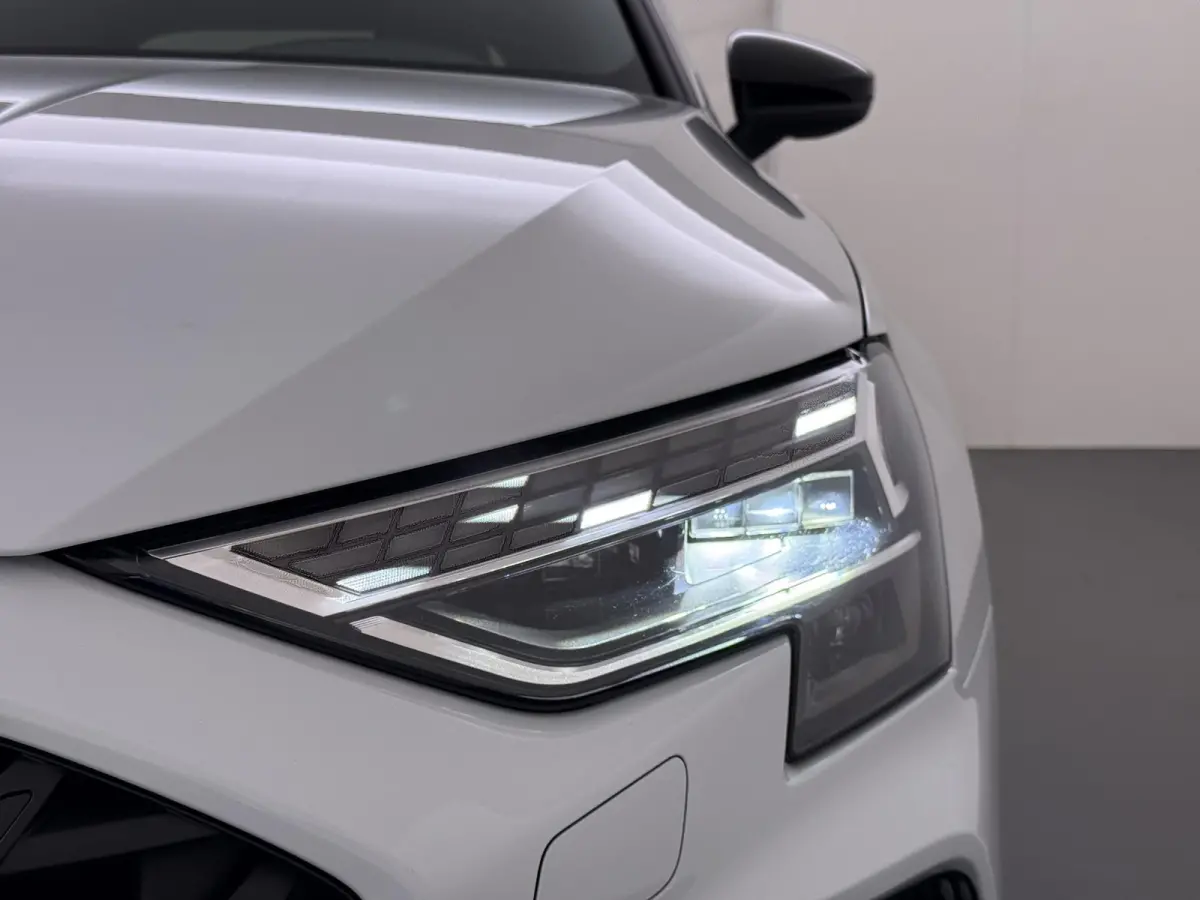 45 TFSI e S edition Competition VAN: 44.900,- VOOR: 40.877,- UW HERFSTVOORDEEL: 4.023,- 272pk PHEV| 8.000KM!  | INCL. BTW | 143km RANGE WLTP!! | ADD. CRUISE | PANORAMADAK | FABRIEKSGARANTIE 