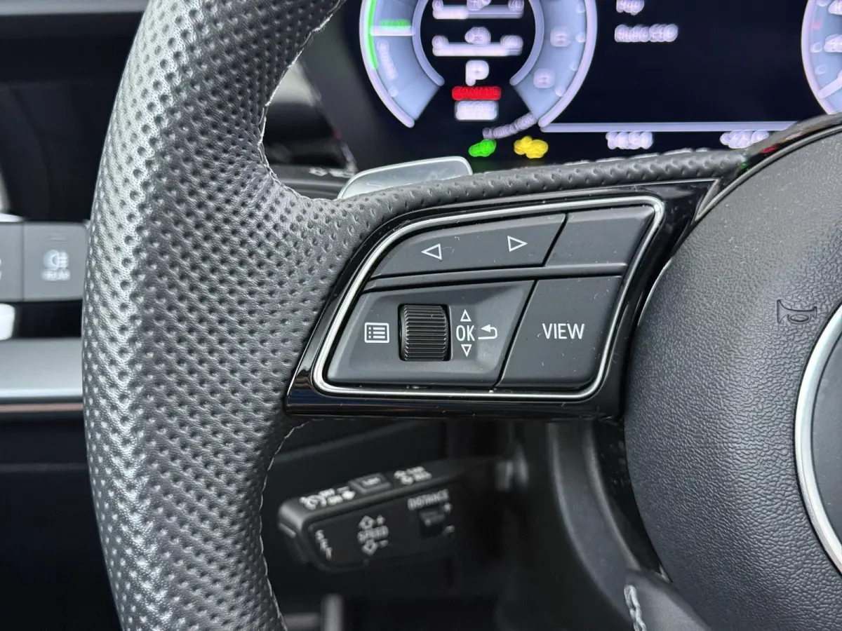 45 TFSI e S edition Competition VAN: 44.900,- VOOR: 40.877,- UW HERFSTVOORDEEL: 4.023,- 272pk PHEV| 8.000KM!  | INCL. BTW | 143km RANGE WLTP!! | ADD. CRUISE | PANORAMADAK | FABRIEKSGARANTIE 