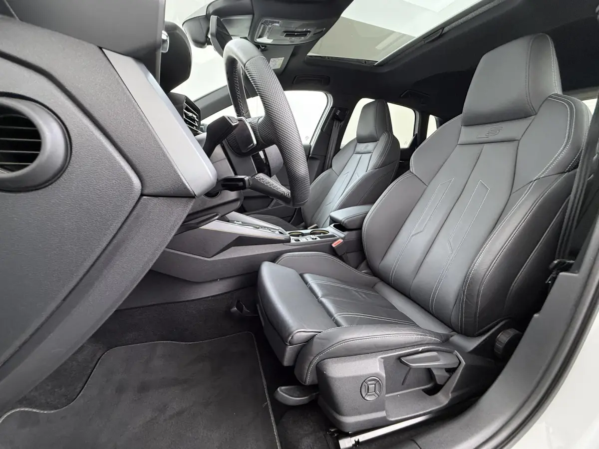 45 TFSI e S edition Competition VAN: 44.900,- VOOR: 40.877,- UW HERFSTVOORDEEL: 4.023,- 272pk PHEV| 8.000KM!  | INCL. BTW | 143km RANGE WLTP!! | ADD. CRUISE | PANORAMADAK | FABRIEKSGARANTIE 