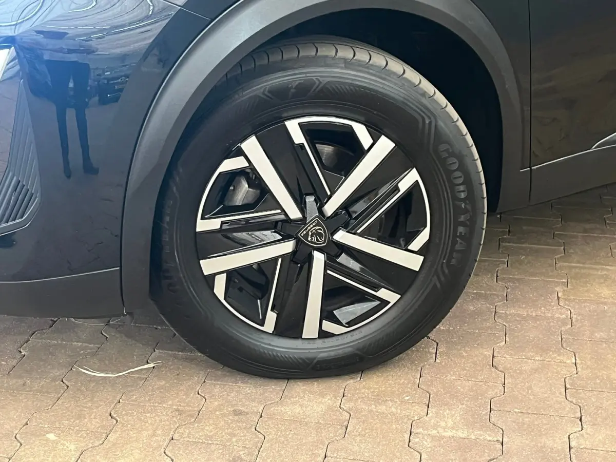 1.2 Hybrid 136 Style Climate | Carplay | Cruise | Parkeersensoren Achter | LED | DAB | Airco (automatisch) | Apple Carplay/Android Auto|telefoonintegratie premium | Centrale deurvergrendelin