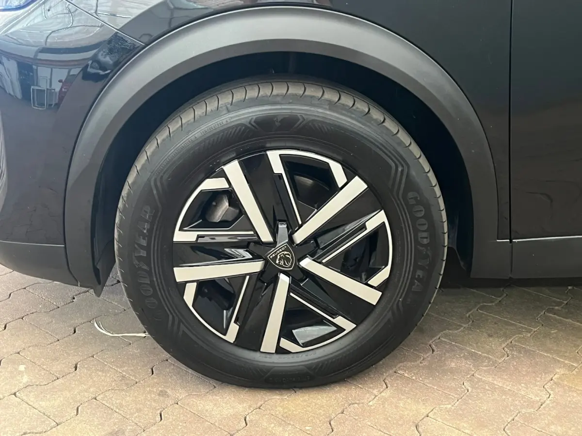1.2 Hybrid 136 Style Climate | Carplay | Cruise | Parkeersensoren Achter | LED | DAB | Airco (automatisch) | Apple Carplay/Android Auto|telefoonintegratie premium | Centrale deurvergrendelin