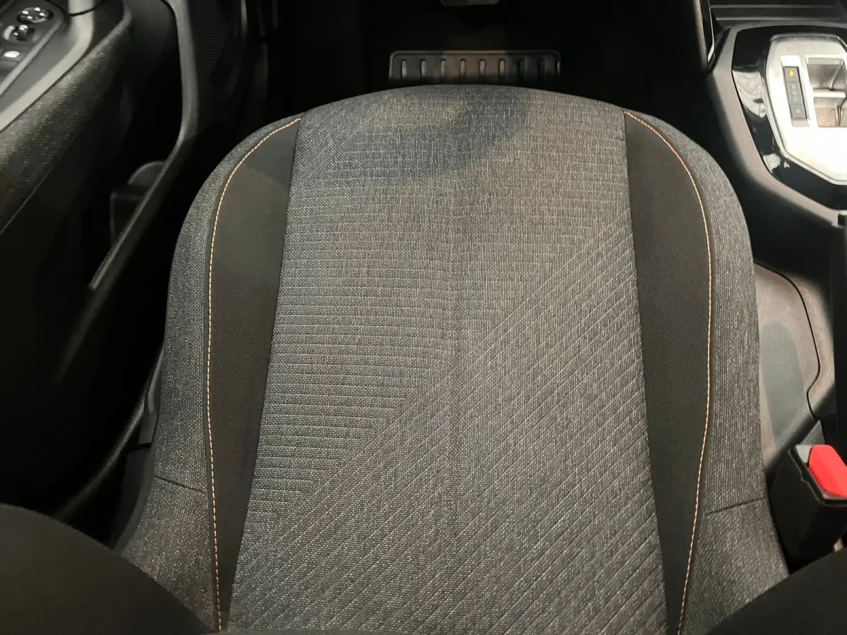 1.2 Hybrid 136 Style Climate | Carplay | Cruise | Parkeersensoren Achter | LED | DAB | Airco (automatisch) | Apple Carplay/Android Auto|telefoonintegratie premium | Centrale deurvergrendelin