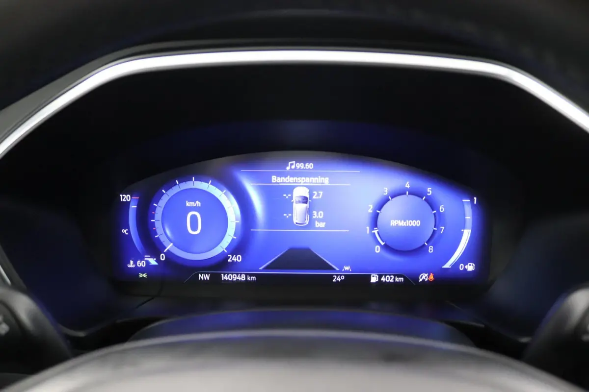 1.5 EcoBoost Titanium*LED*CAM*NAVI*ECC*LANE ASSIST