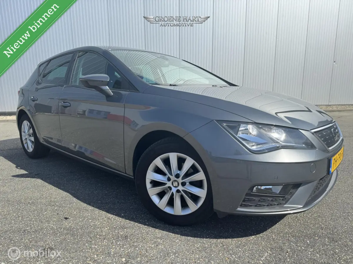 SEAT Leon 2017 Benzine Handgeschakeld leasen
