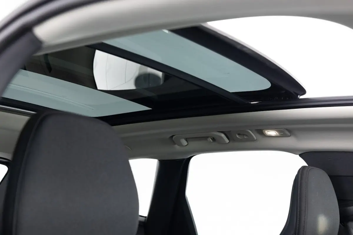 2.0 T6 Plug-in hybrid AWD Core Long Range | PANORAMADAK | MAPS | Full LED