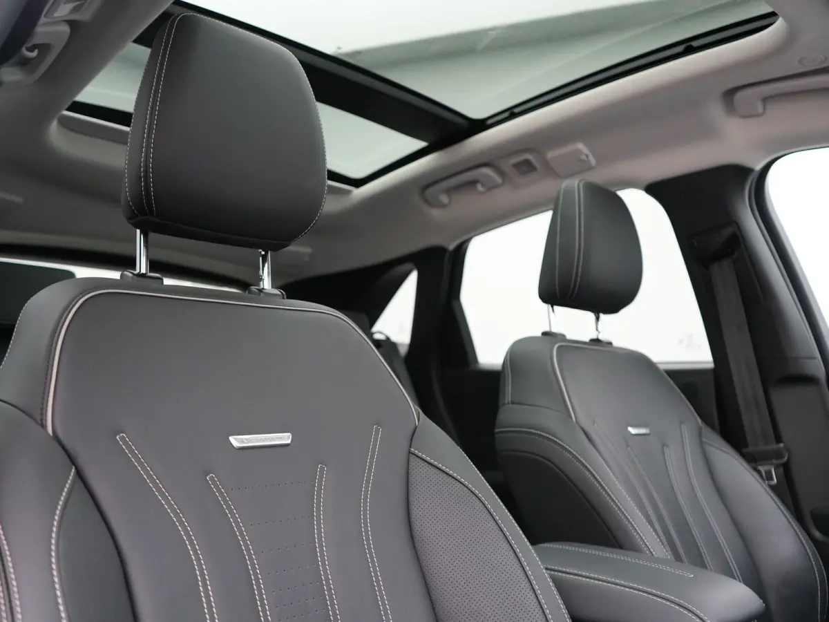 2.5 Vignale PHEV 225pk Dealer O.H | Panodak | Head Up | Bang & Olufsen | Adaptive Cruise | 360 Camera | Lederen Sportstoelen Memory & Verwarmd | BLIS | Keyless | Apple Carplay | Pilot Assist