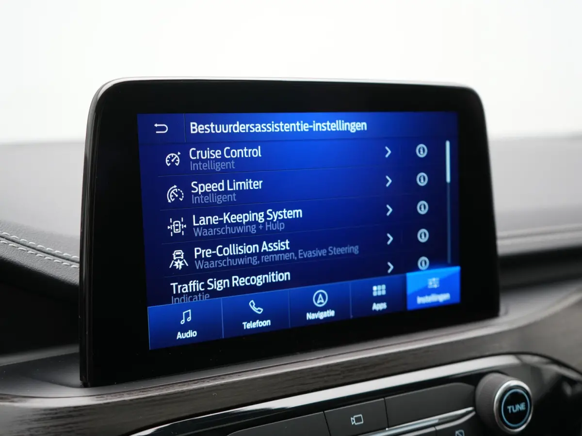 2.5 Vignale PHEV 225pk Dealer O.H | Panodak | Head Up | Bang & Olufsen | Adaptive Cruise | 360 Camera | Lederen Sportstoelen Memory & Verwarmd | BLIS | Keyless | Apple Carplay | Pilot Assist