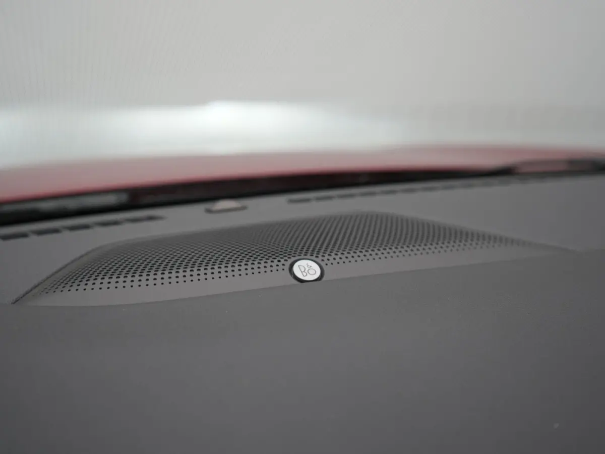 2.5 Vignale PHEV 225pk Dealer O.H | Trekhaak Af Fabriek | Panodak | Adaptive Cruise | 360 Camera | Bang & Olufsen | Head Up | Lederen Sportstoelen Memory & Verwarmd | Pilot Assist | Sfeerver