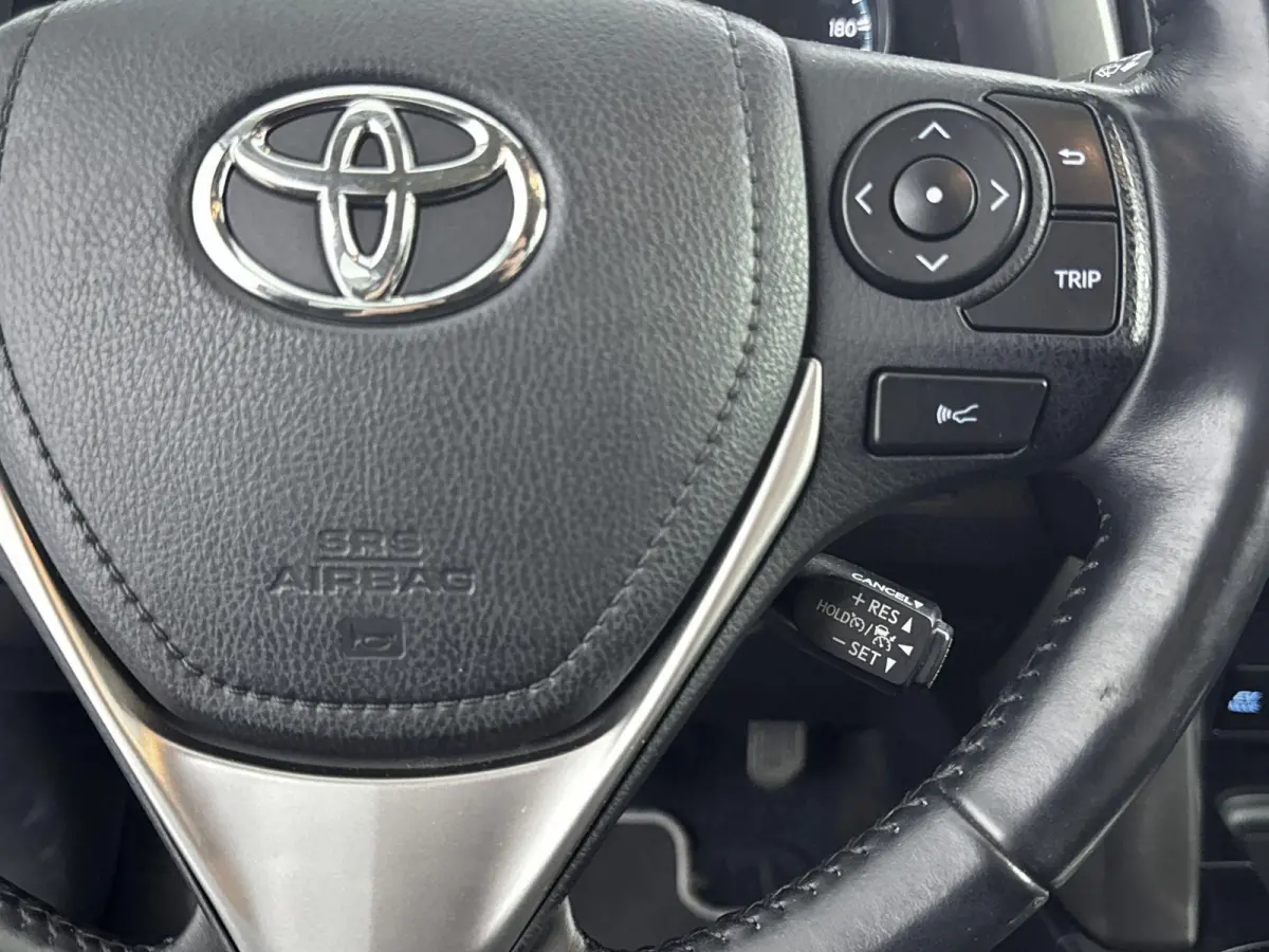 2.5 Hybrid Executive | Trekhaak | Cruise Control | Achteruitrijcamera | Stoel+Stuurverwarming | Lane Assist | Keyless | lichtmetalen velgen 18" |