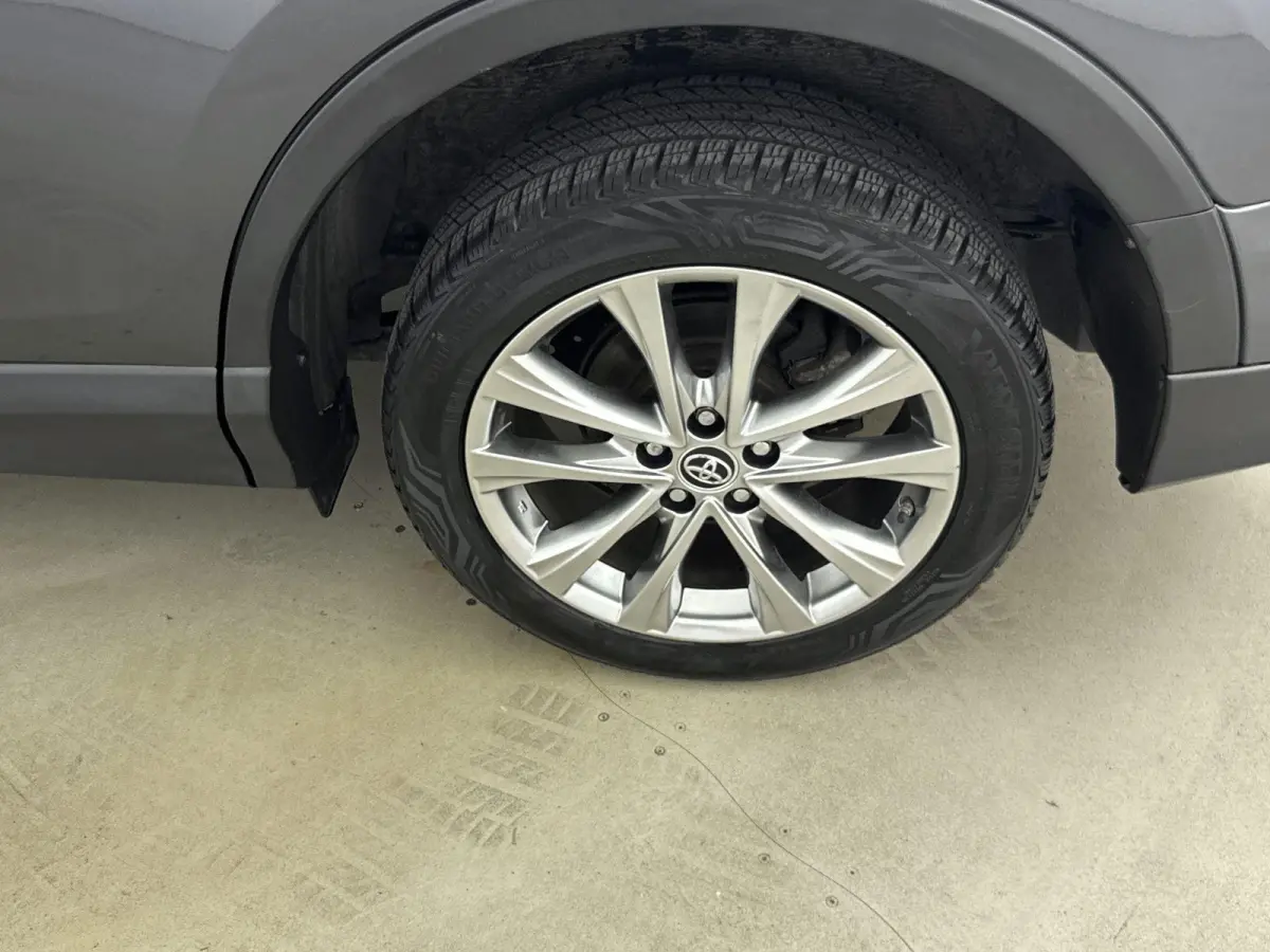 2.5 Hybrid Executive | Trekhaak | Cruise Control | Achteruitrijcamera | Stoel+Stuurverwarming | Lane Assist | Keyless | lichtmetalen velgen 18" |