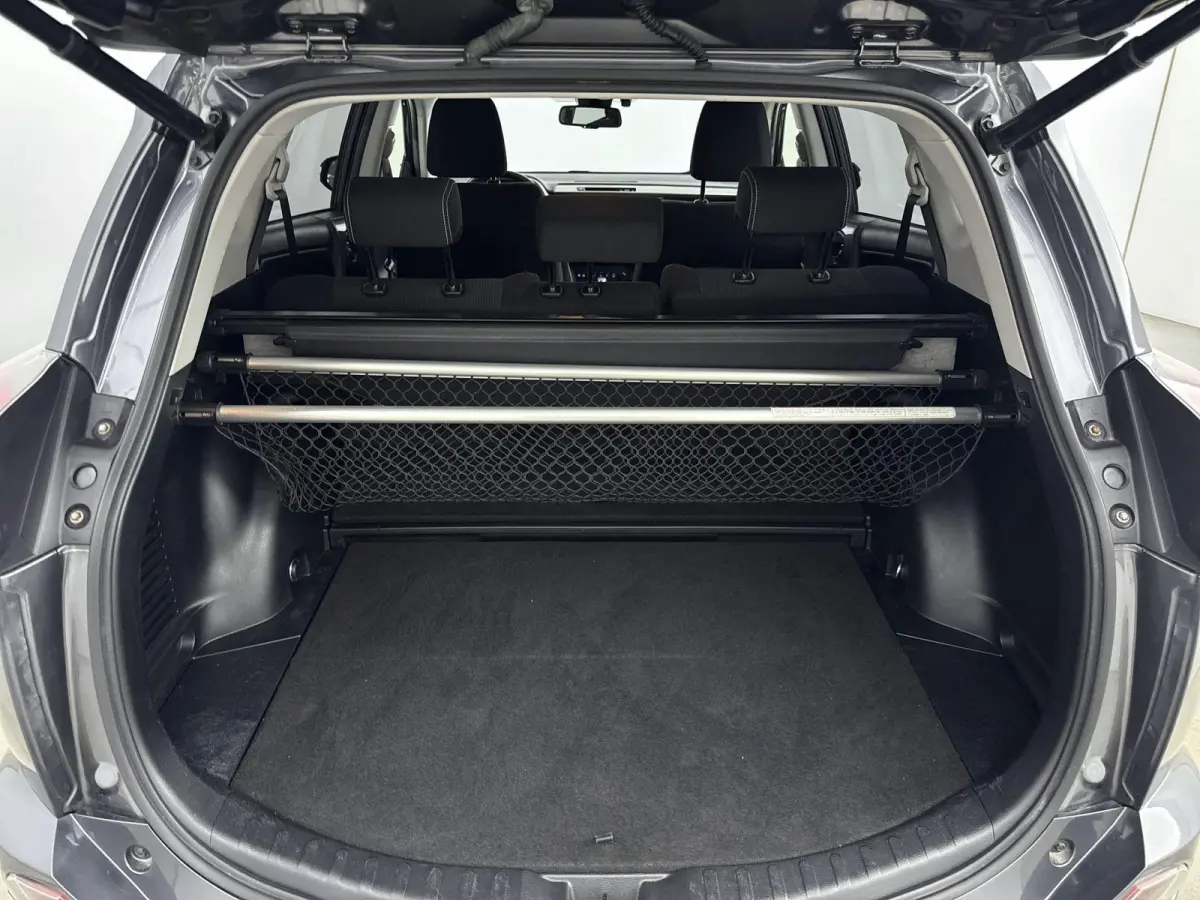 2.5 Hybrid Executive | Trekhaak | Cruise Control | Achteruitrijcamera | Stoel+Stuurverwarming | Lane Assist | Keyless | lichtmetalen velgen 18" |