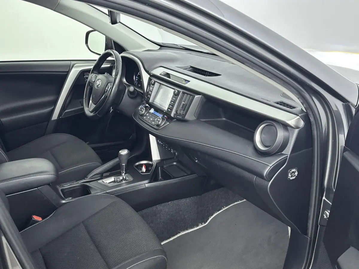 2.5 Hybrid Executive | Trekhaak | Cruise Control | Achteruitrijcamera | Stoel+Stuurverwarming | Lane Assist | Keyless | lichtmetalen velgen 18" |