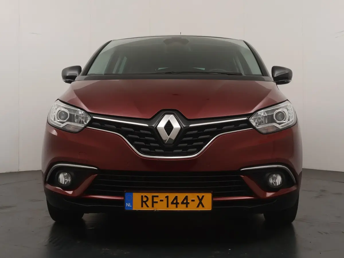 TCe 130 Intens | Trekhaak | Achteruitrijcamera | Apple CarPlay |