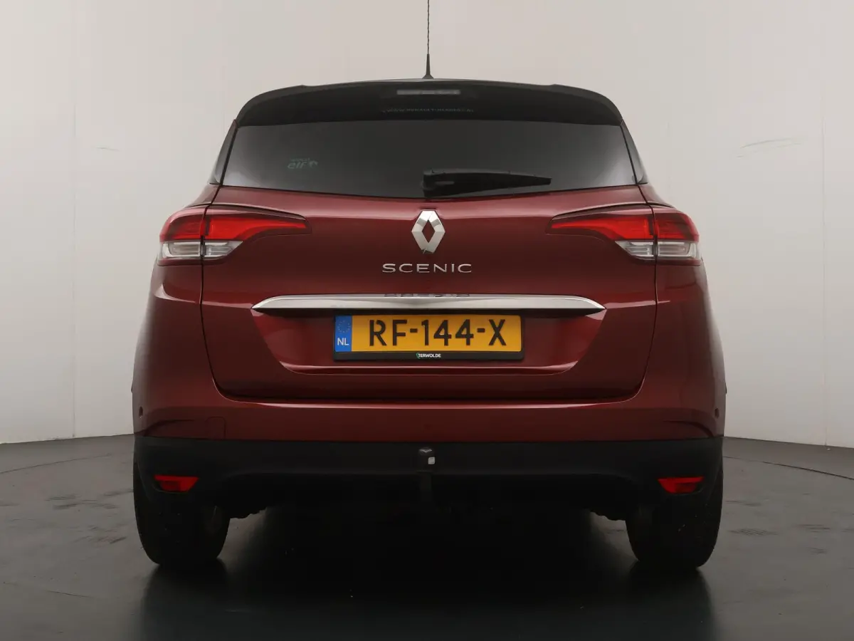 TCe 130 Intens | Trekhaak | Achteruitrijcamera | Apple CarPlay |
