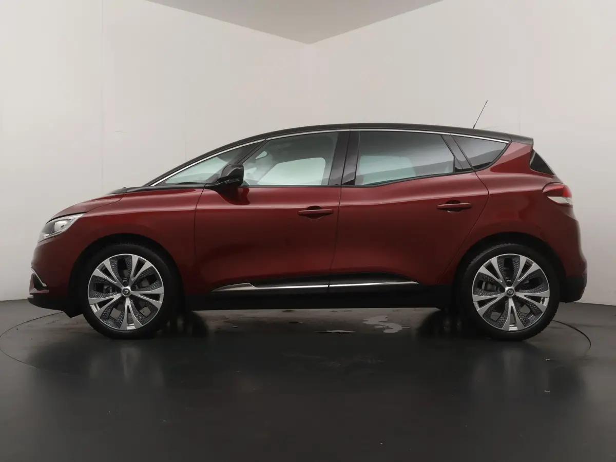 TCe 130 Intens | Trekhaak | Achteruitrijcamera | Apple CarPlay |