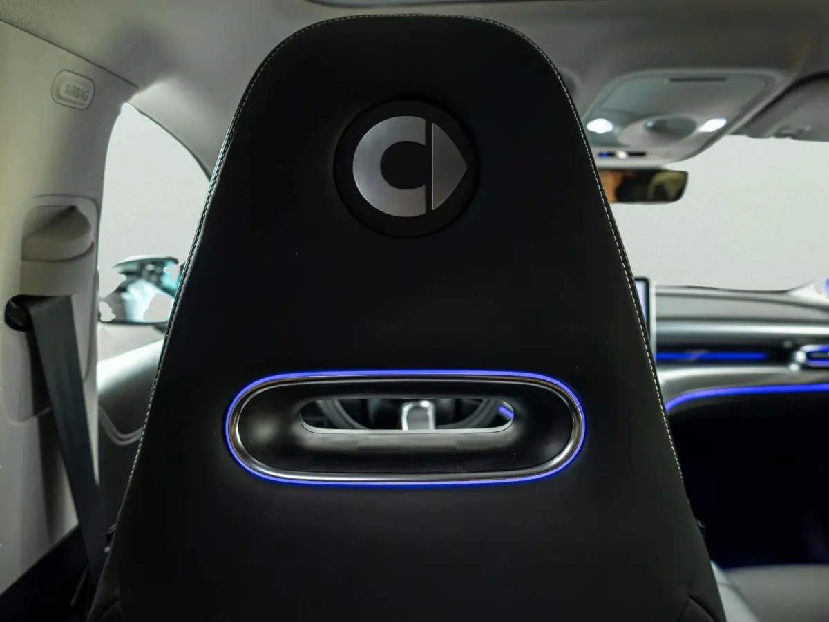 Premium 66 kWh