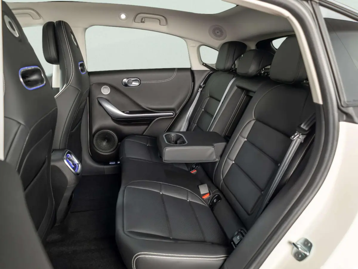 Premium 66 kWh